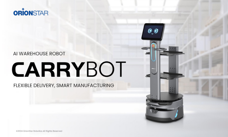Autonomer Lagerroboter CarryBot mit Display steht bereit zur Auslieferung in moderner Lagerhalle