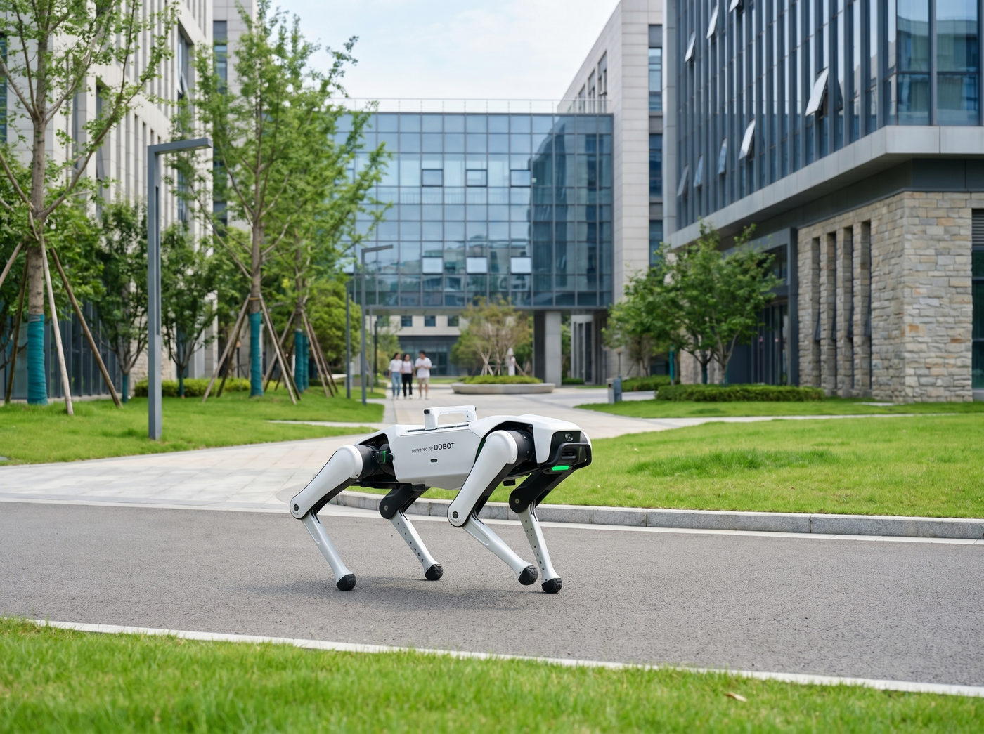 DOBOT Rover X1 Roboterhund bei einer Geländeprüfung auf einem Baustellenareal